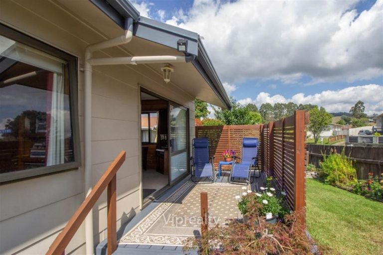 Photo of property in 3b Jet Place, Pukehangi, Rotorua, 3015