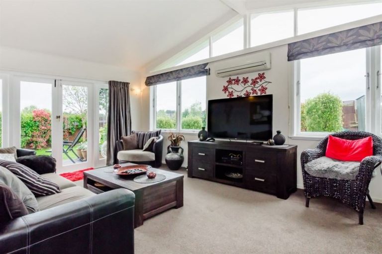 Photo of property in 11b Martin Road, Paraparaumu Beach, Paraparaumu, 5032