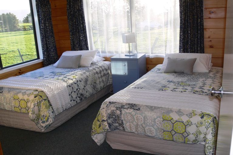 Photo of property in 562 Bird Road, Whataroa, 7886