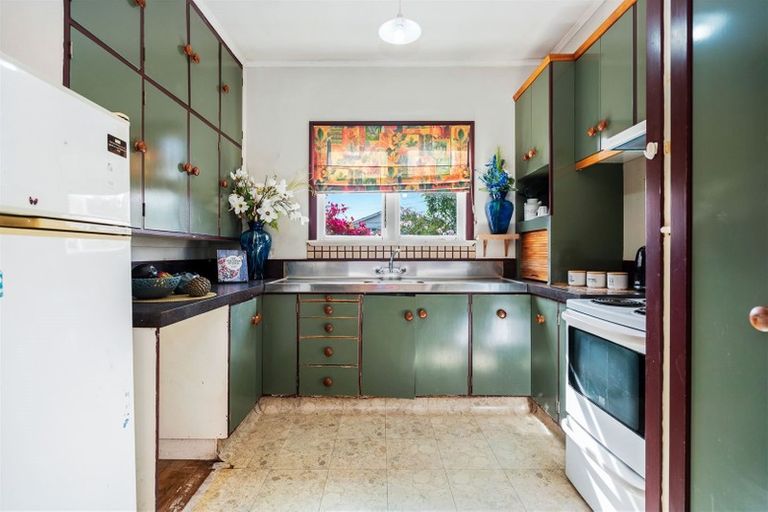 Photo of property in 15 Cairnfield Road, Kensington, Whangarei, 0112