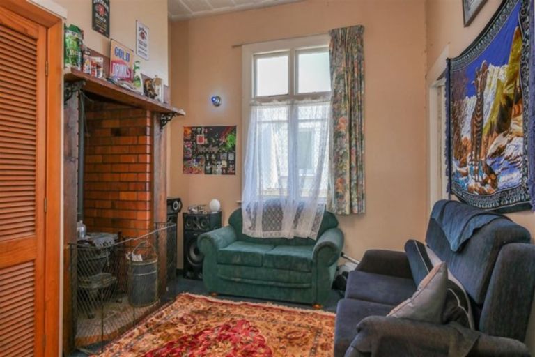 Photo of property in 15 Loyalty Street, Forbury, Dunedin, 9012