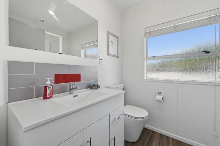 Photo of property in 257b Ngatai Road, Otumoetai, Tauranga, 3110