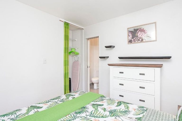 Photo of property in Scotia Tower Apartments, 2f/8 Scotia Place, Auckland Central, Auckland, 1010