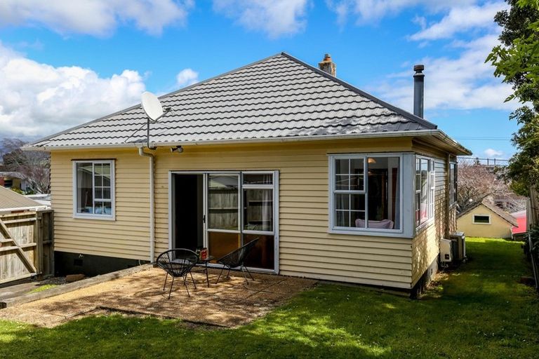 Photo of property in 16b David Street, Westown, New Plymouth, 4310