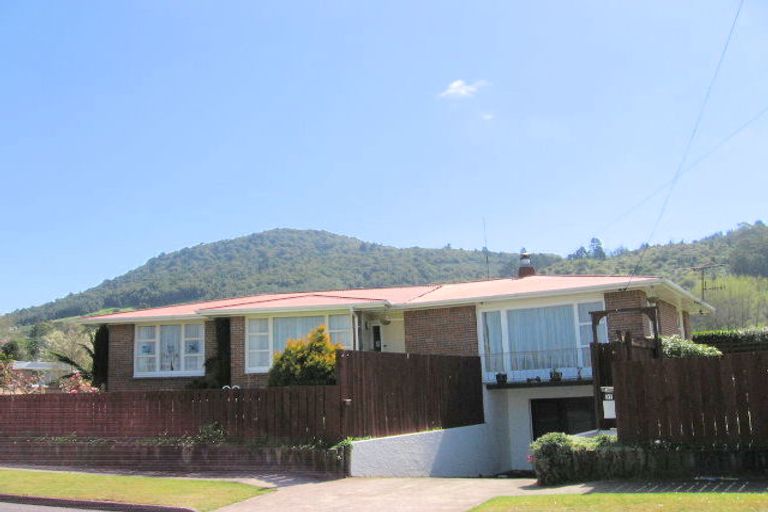Photo of property in 37 Bell Road, Western Heights, Rotorua, 3015