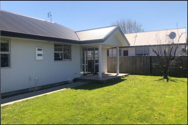 Photo of property in 55 Sheldon Street, Woolston, Christchurch, 8023