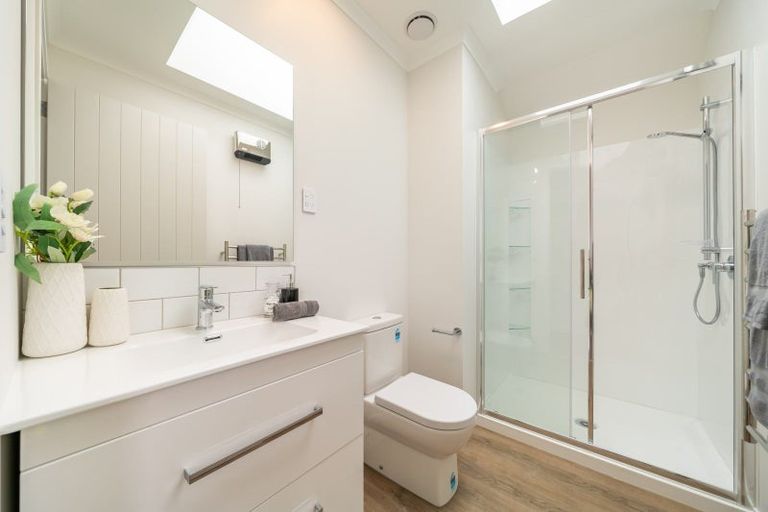 Photo of property in 8 Tarata Lane, Avalon, Lower Hutt, 5011