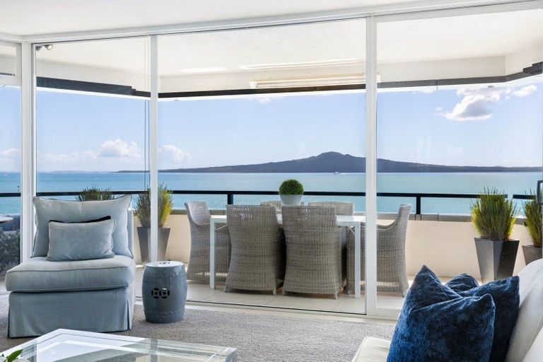 Photo of property in 4/165 Tamaki Drive, Kohimarama, Auckland, 1071