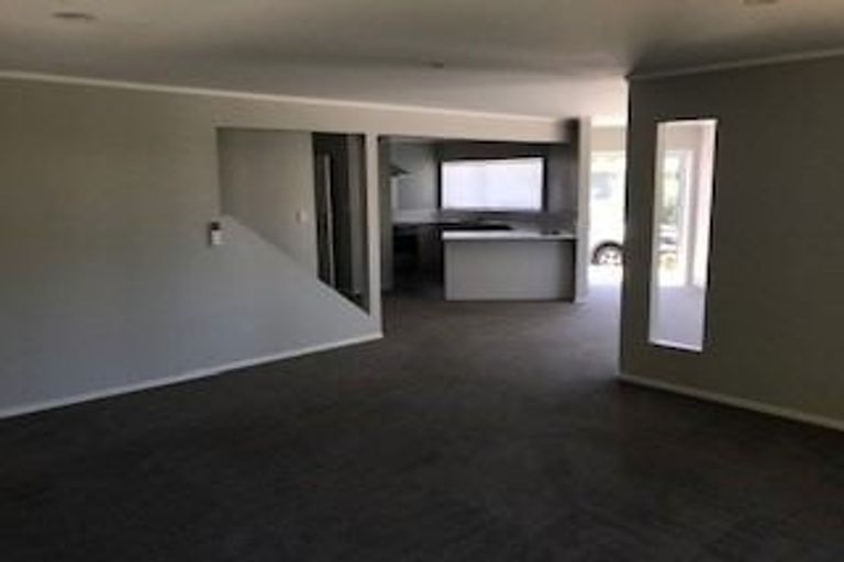 Photo of property in 1/8 Tyne Road, Forrest Hill, Auckland, 0620