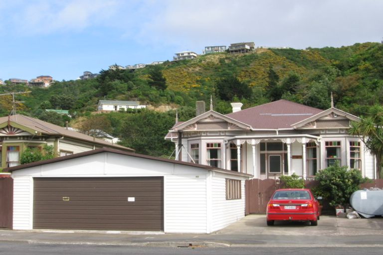 Photo of property in 46 Derwent Street, Island Bay, Wellington, 6023