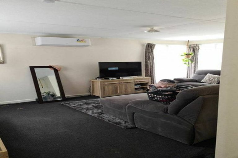 Photo of property in 10 Ross Road, Western Heights, Rotorua, 3015