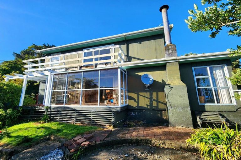 Photo of property in 22 Weenink Road, Karoro, Greymouth, 7805
