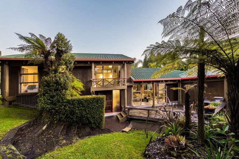 Photo of property in 262a Beach Road, Campbells Bay, Auckland, 0630