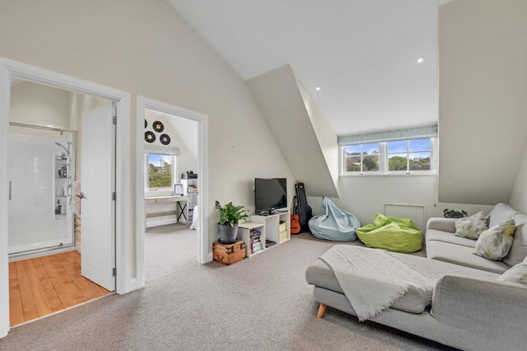Photo of property in 114 Kawai Street, Nelson South, Nelson, 7010