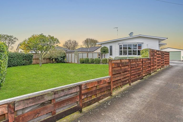 Photo of property in 7 Mahana Road, St Andrews, Hamilton, 3200