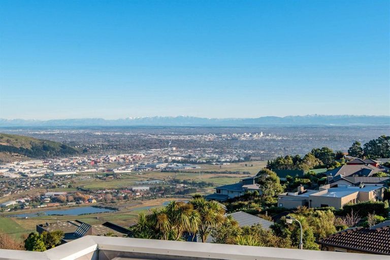Photo of property in 15 Plains View, Mount Pleasant, Christchurch, 8081