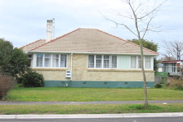 Photo of property in 56 Kenney Crescent, Fairfield, Hamilton, 3214