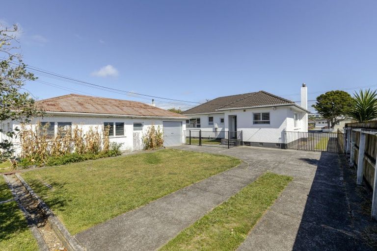 Photo of property in 25 Waimea Street, Westown, New Plymouth, 4310