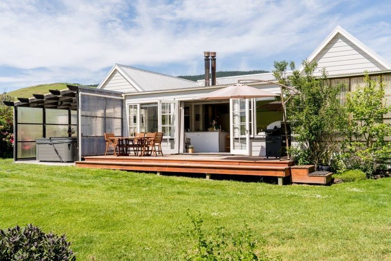 Photo of property in 497 Waihola Highway, Milburn, Milton, 9291