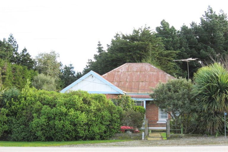 Photo of property in 2073 Bluff Highway, Greenhills, Invercargill, 9877