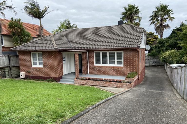 Photo of property in 142 Landscape Road, Mount Eden, Auckland, 1024
