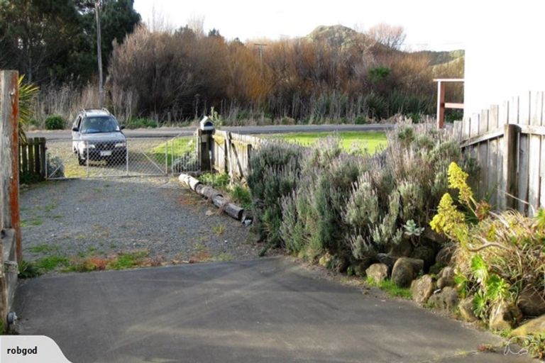 Photo of property in 10 Kuku Avenue, Mahia, Nuhaka, 4198
