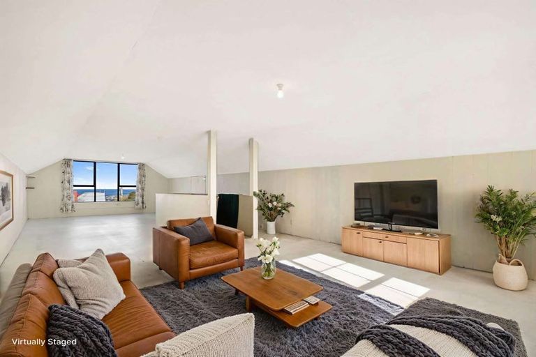 Photo of property in 21 Neidpath Road, The Glen, Dunedin, 9011