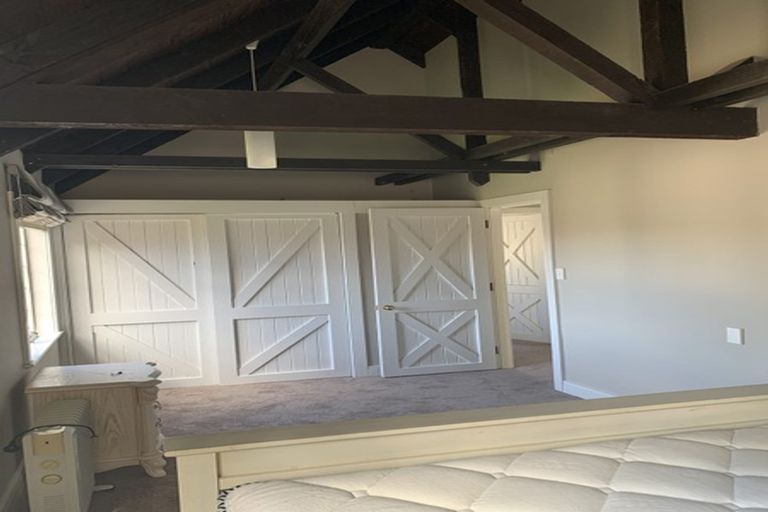 Photo of property in 242a Tinakori Road, Thorndon, Wellington, 6011