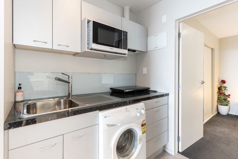 Photo of property in 42b Marama Crescent, Mount Pleasant, Christchurch, 8081