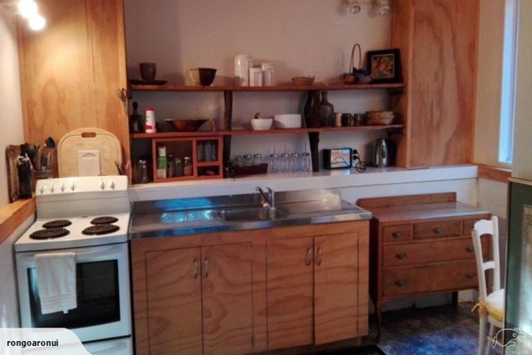 Photo of property in 9-13 North Piha Road, Piha, New Lynn, 0772