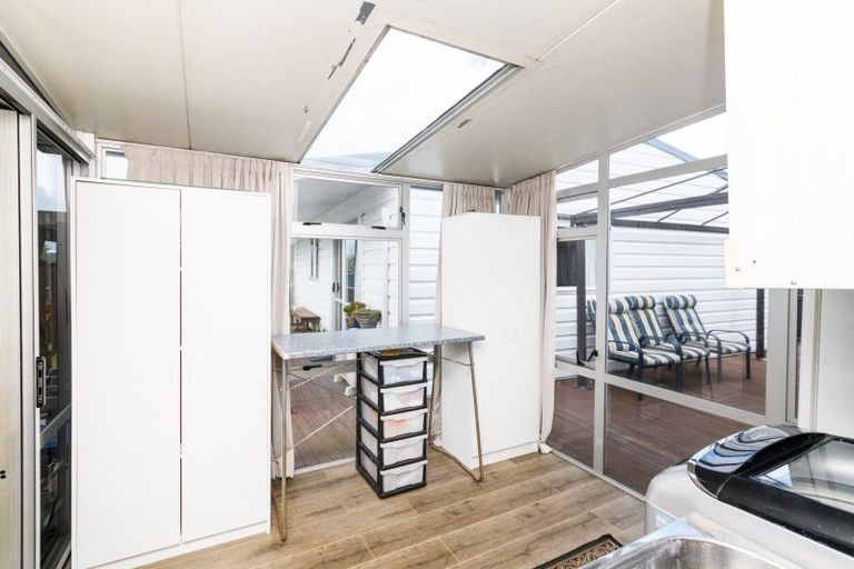 Photo of property in 44 Kaimanawa Street, Kelvin Grove, Palmerston North, 4414