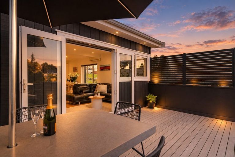 Photo of property in 42 Matipo Road, Mairangi Bay, Auckland, 0630