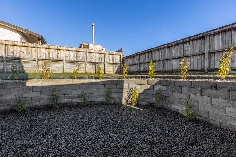 Photo of property in 102 Langdale Avenue, Paraparaumu, 5032