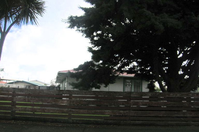 Photo of property in 187 Tremaine Avenue, Westbrook, Palmerston North, 4412