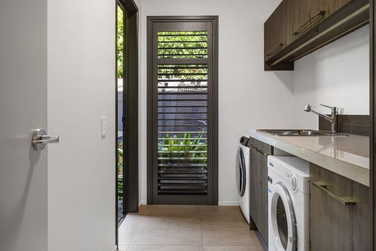 Photo of property in 563 Grenada Street, Papamoa Beach, Papamoa, 3118