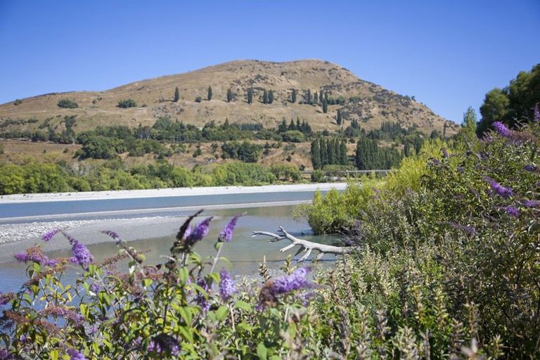 Photo of property in 42 Old School Road, Lower Shotover, Queenstown, 9371