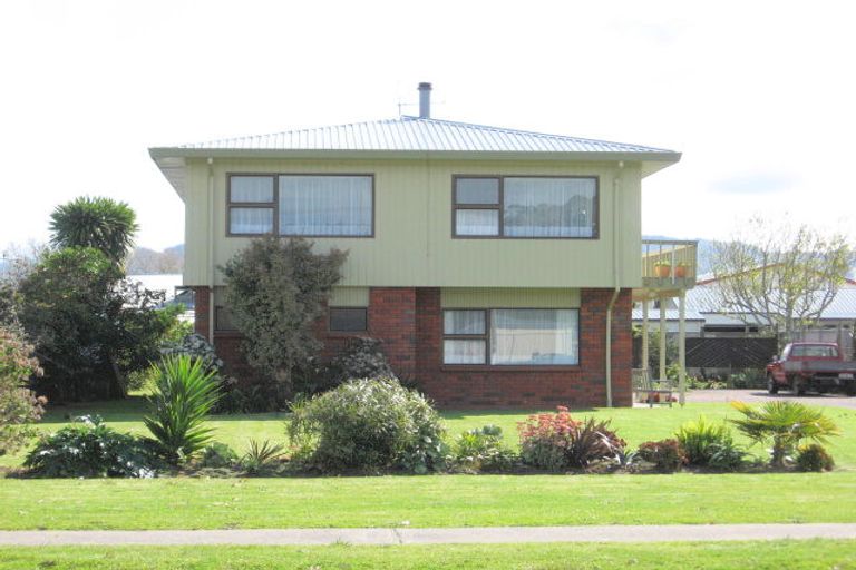 Photo of property in 99 Albert Street, Whitianga, 3510