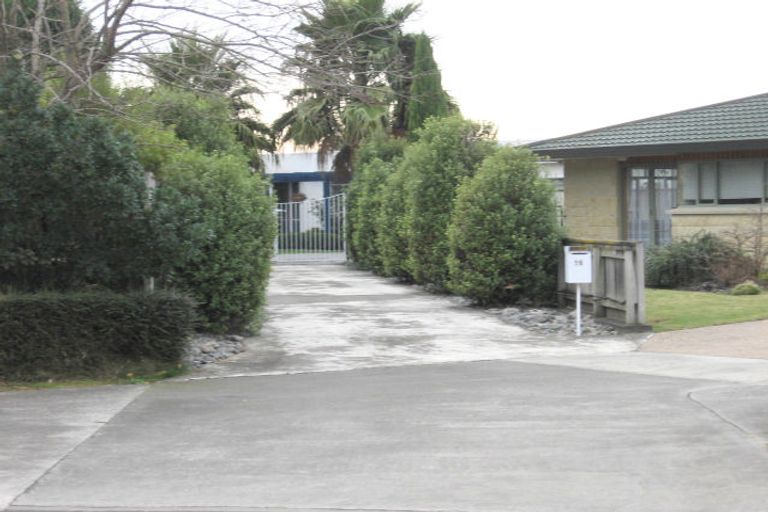 Photo of property in 16 Jacaranda Place, Greenmeadows, Napier, 4112