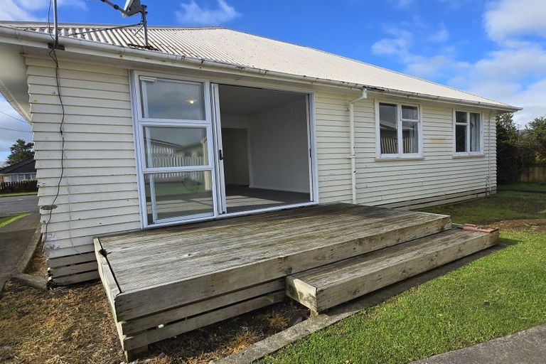 Photo of property in 5 Avon Street, Stratford, 4332