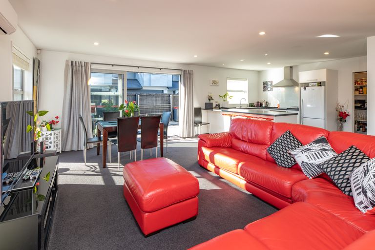 Photo of property in 7 Harston Place, Wigram, Christchurch, 8042