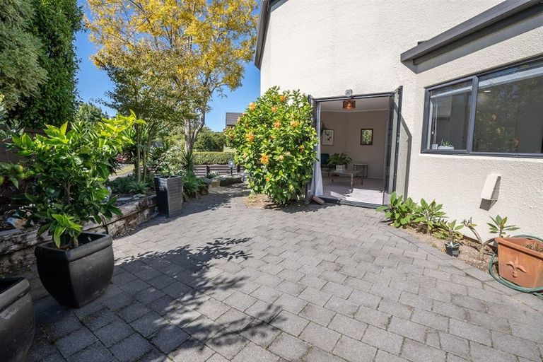 Photo of property in 25 Dallinger Street, St Andrews, Hamilton, 3200