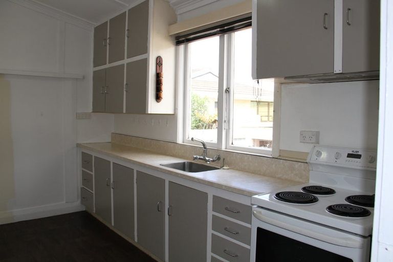 Photo of property in 19 Orawia Road, Tuatapere, 9620