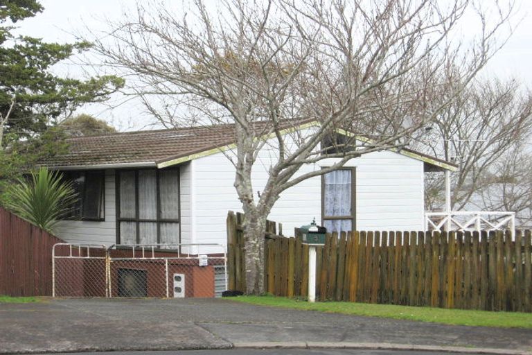 Photo of property in 3 Wesleydale Place, Papakura, 2110