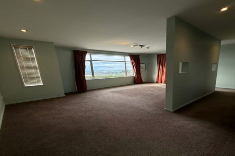 Photo of property in 9 Stonewall Place, Huntsbury, Christchurch, 8022