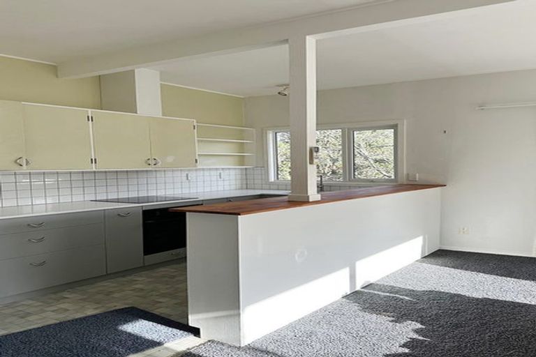 Photo of property in 44a/b Moana Road, Plimmerton, Porirua, 5026