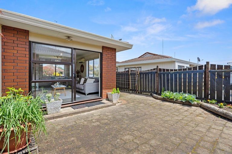 Photo of property in 1/77 Gloucester Road, Mount Maunganui, 3116