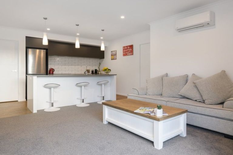 Photo of property in 22 Ballintoy Park Drive, Welcome Bay, Tauranga, 3175