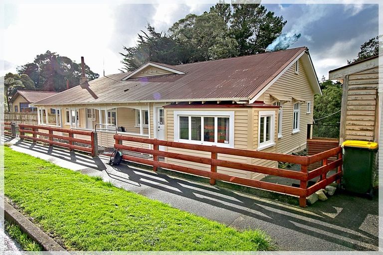 Photo of property in 3 Hay Street, Shannon, Palmerston North, 4474