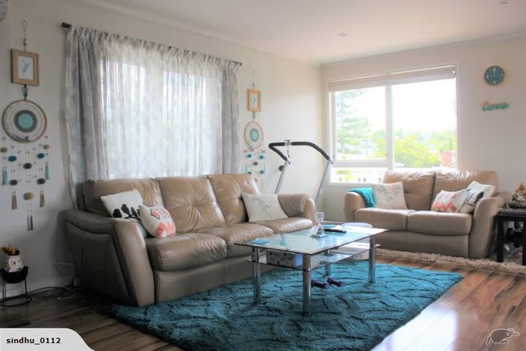 Photo of property in 1/97a Nile Road, Milford, Auckland, 0620