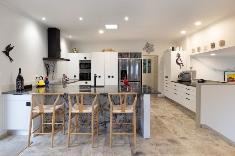 Photo of property in 208 Castlewold Drive, Bethlehem, Tauranga, 3110